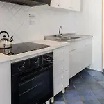 Le 3*