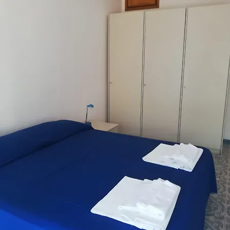 Aparthotel Le 3*