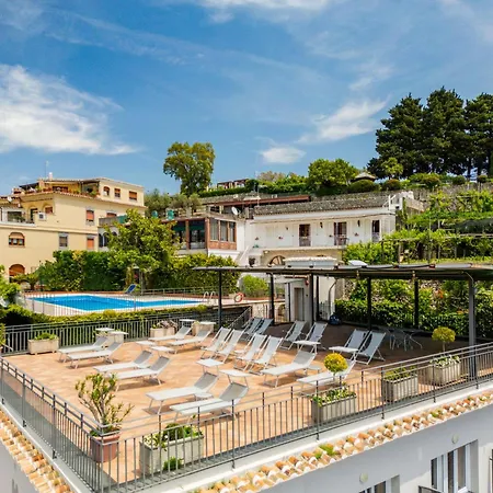 Le Aparthotel 3*